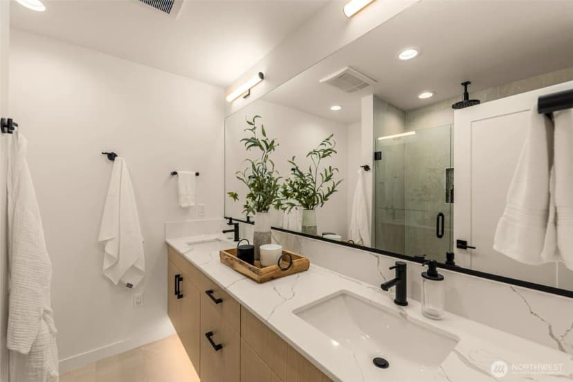 Property photo for 1914 C Ferry Avenue Sw, Seattle photo 19