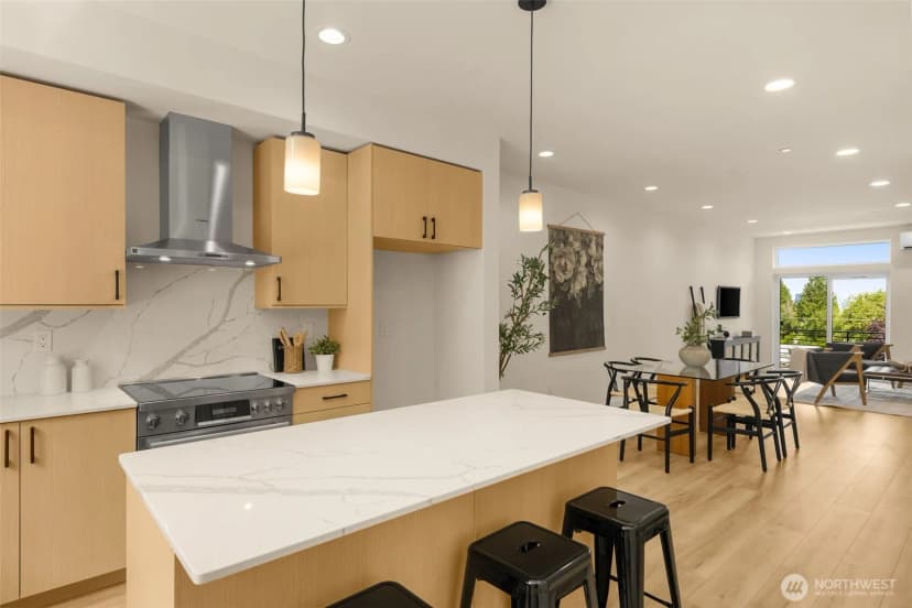 Property photo for 1914 C Ferry Avenue Sw, Seattle photo 8