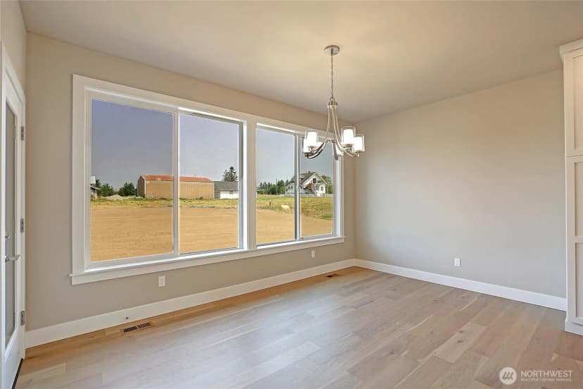 Property photo for 27018 36th Avenue Nw, Stanwood photo 14