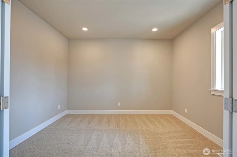Property photo for 27018 36th Avenue Nw, Stanwood photo 24