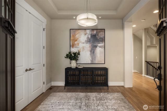Property photo for 2227 77th Avenue Se, Mercer Island photo 4