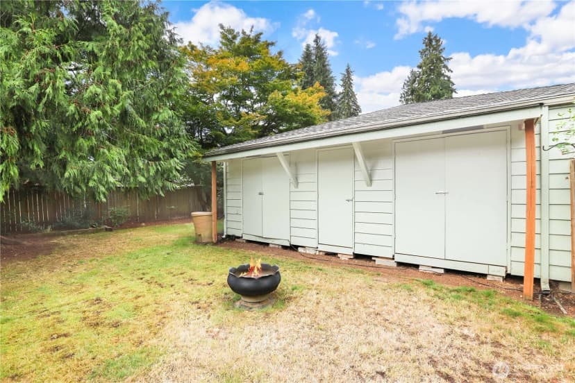 Property photo for 10507 Ne 143rd Place, Kirkland photo 25