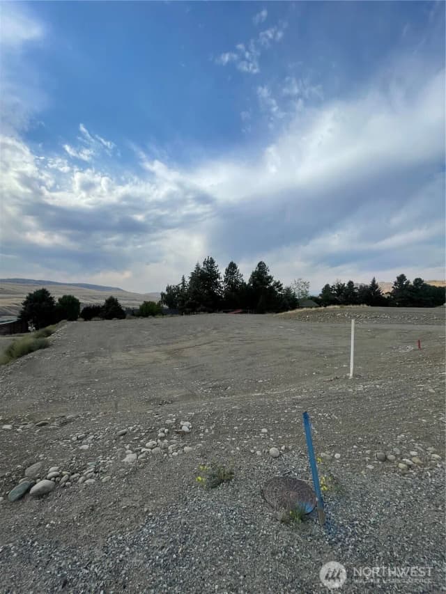 Property photo for 12 Parks Drive, Okanogan