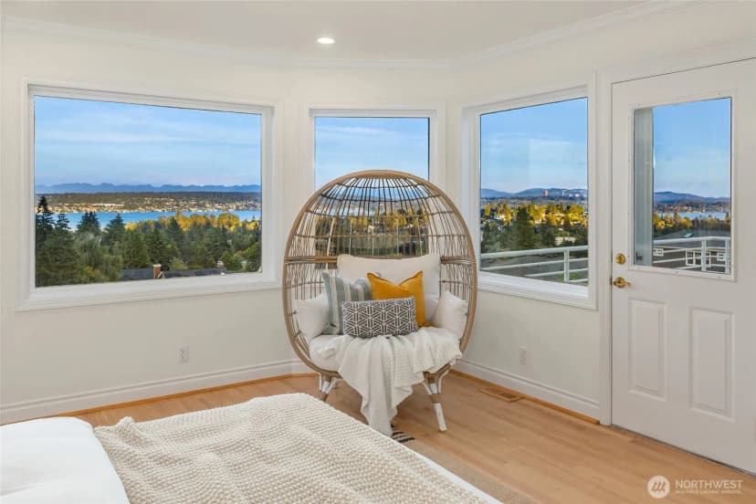 Property photo for 6816 51st Avenue Ne, Seattle photo 16