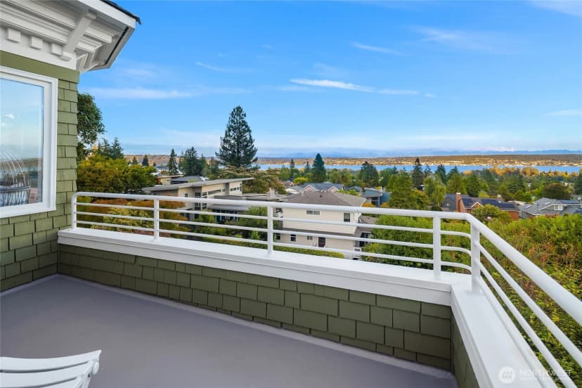 Property photo for 6816 51st Avenue Ne, Seattle photo 18