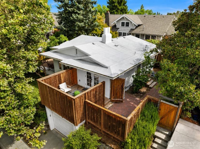 Property photo for 1703 Ne 73rd Street, Seattle photo 33