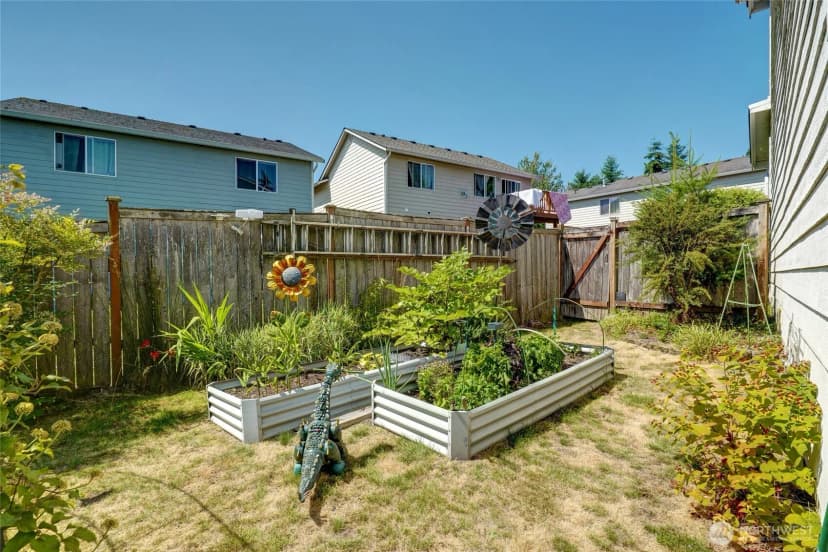 Property photo for 929 149th Place Sw, Lynnwood photo 28