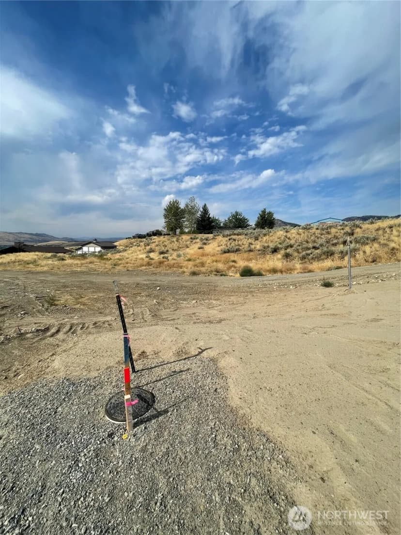 Property photo for 17 Parks Drive, Okanogan photo 2