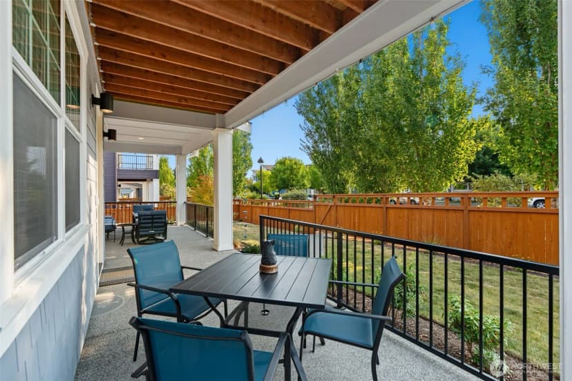 Property photo for 9812 6th Avenue Sw, Seattle photo 30
