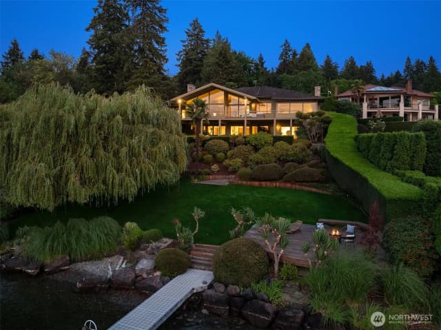 Property photo for 49 Holly Hill Drive, Mercer Island, WA 98040