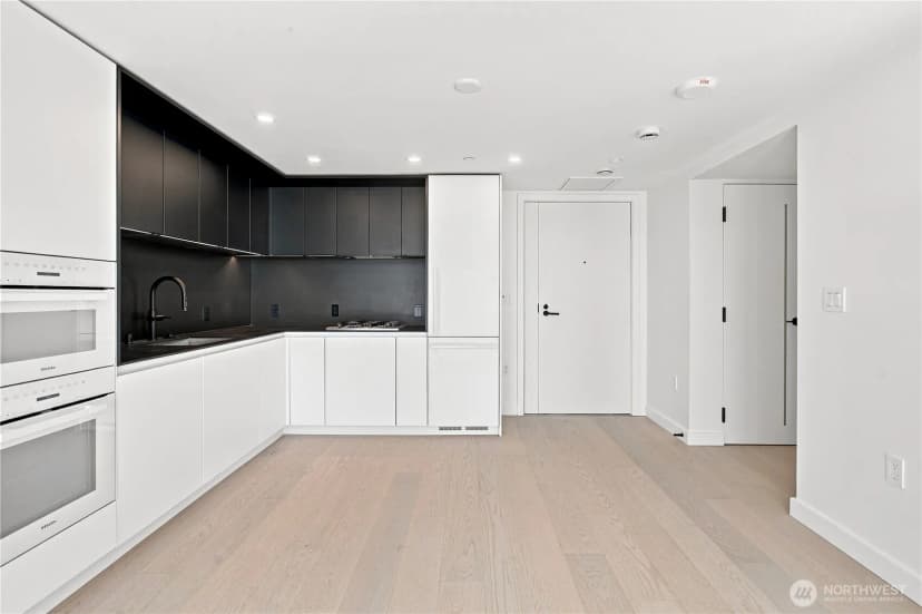 Property photo for 300 Virginia Street #2410, Seattle photo 14