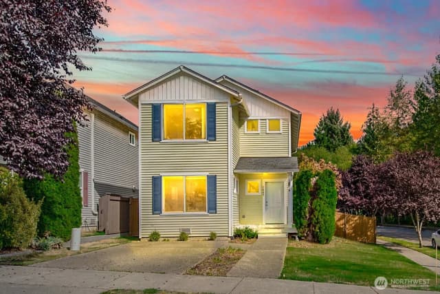 Property photo for 2607 105th Ave Se, Lake Stevens