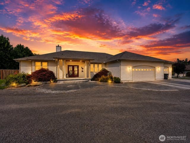 Property photo for 241 Jake Way, Sequim