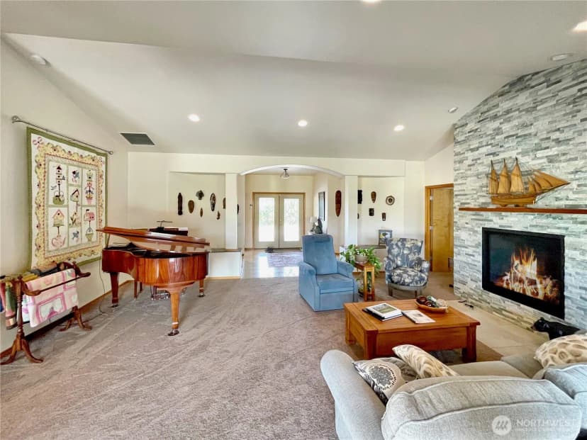 Property photo for 241 Jake Way, Sequim photo 17