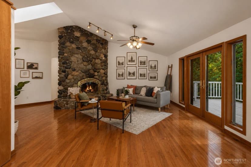 Property photo for 19413 327th Avenue Ne, Duvall photo 14