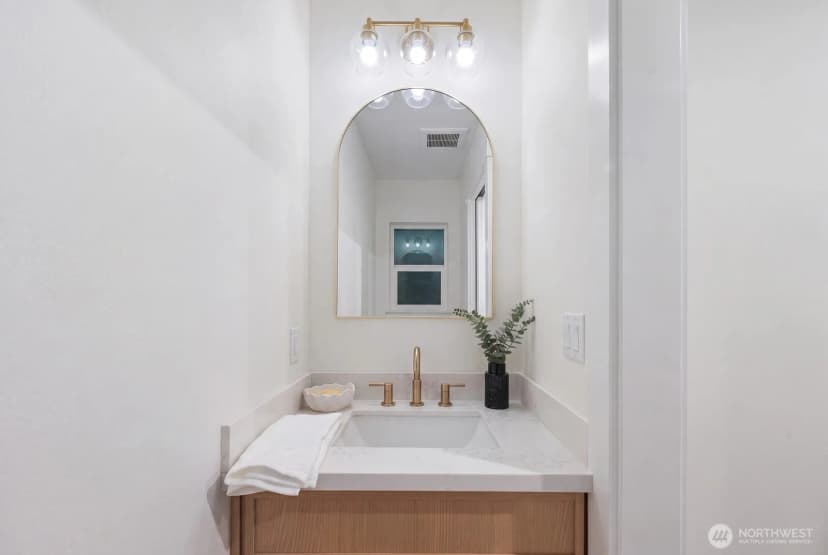 Property photo for 12040 5th Avenue Ne, Seattle photo 12