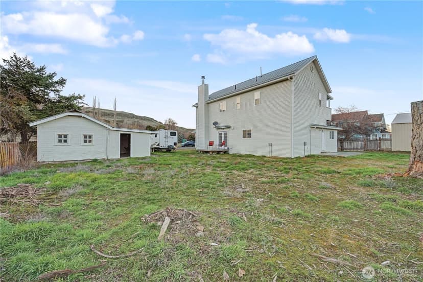 Property photo for 224 S D, Washtucna photo 23