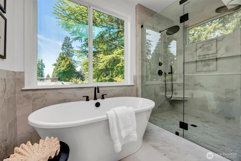 Property photo for 13004 Ne 112th Street, Kirkland photo 23