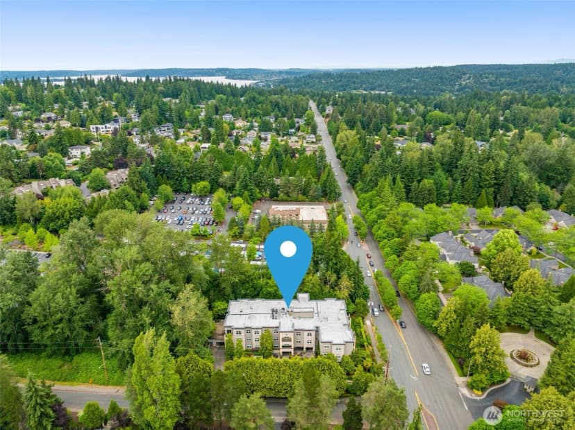 Property photo for 10398 Ne 17th Street #206, Bellevue photo 24