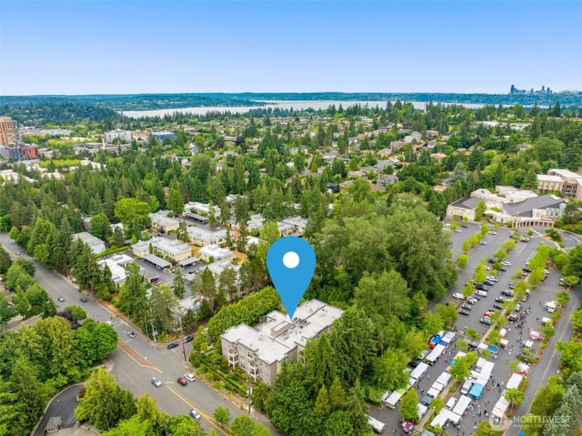Property photo for 10398 Ne 17th Street #206, Bellevue photo 23