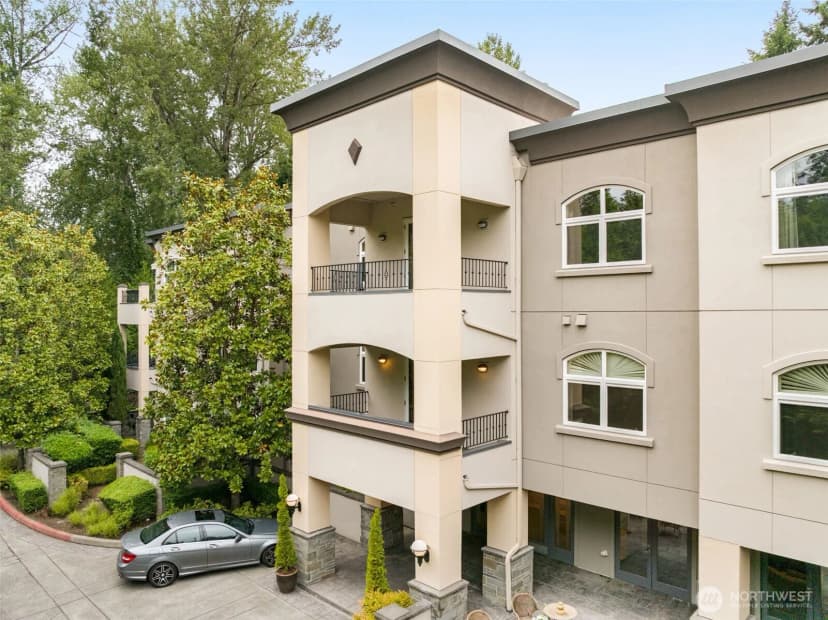 Property photo for 10398 Ne 17th Street #206, Bellevue photo 26