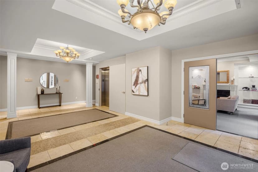 Property photo for 10398 Ne 17th Street #206, Bellevue photo 21