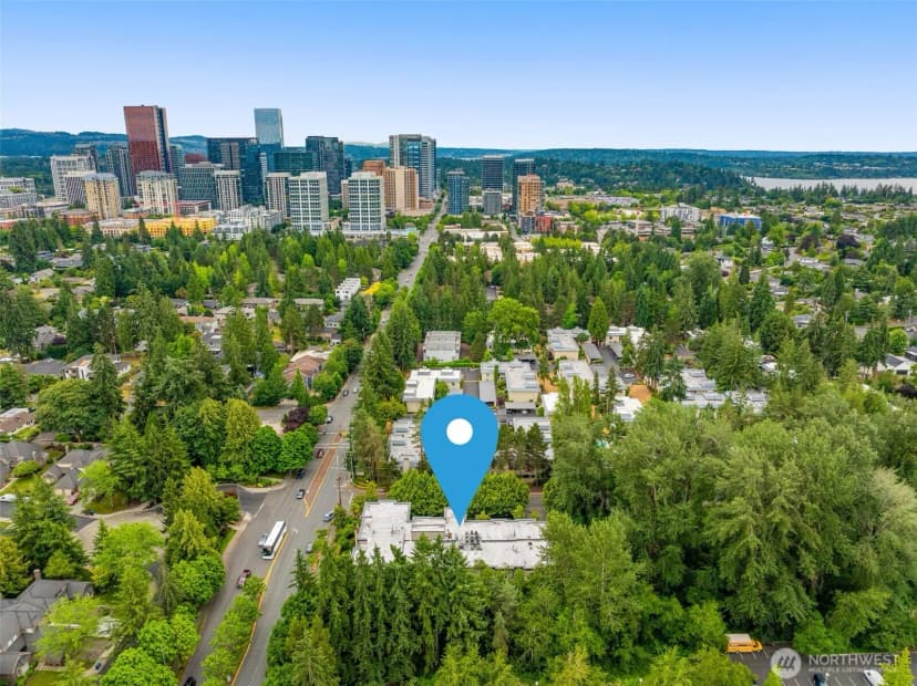 Property photo for 10398 Ne 17th Street #206, Bellevue photo 22