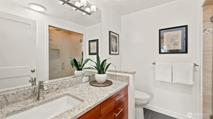 Property photo for 1703 128th Avenue Se, Bellevue photo 16