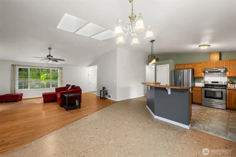 Property photo for 600 E Probert Road, Shelton photo 7