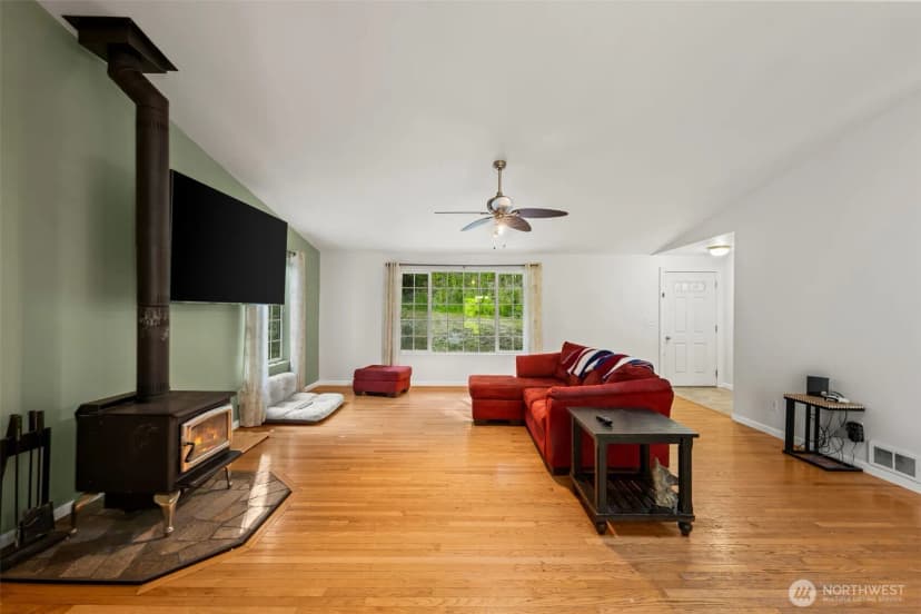 Property photo for 600 E Probert Road, Shelton photo 4