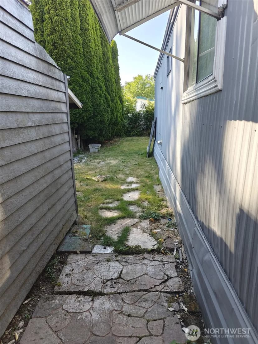 Property photo for 1720 Maple Lane #11, Kent photo 28