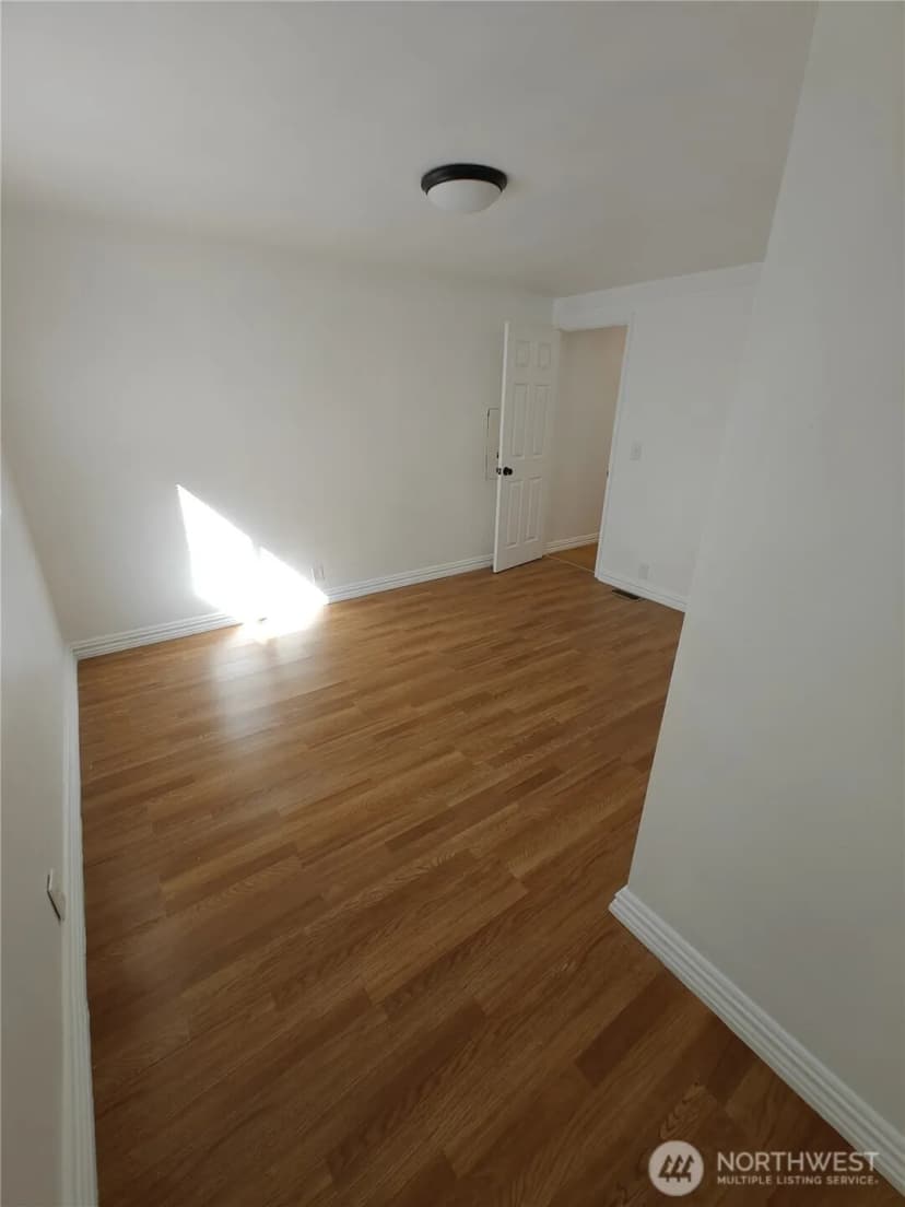 Property photo for 1720 Maple Lane #11, Kent photo 16