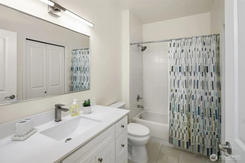 Property photo for 1731 10th Avenue Ne #b115, Issaquah photo 7