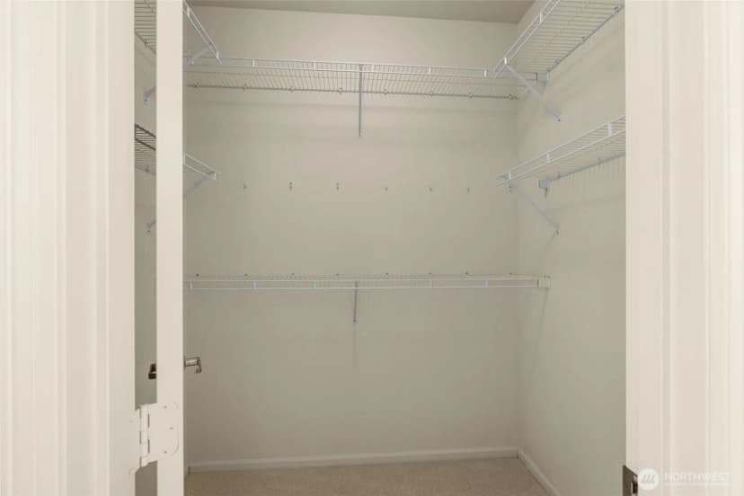 Property photo for 10042 Main Street #112, Bellevue photo 22