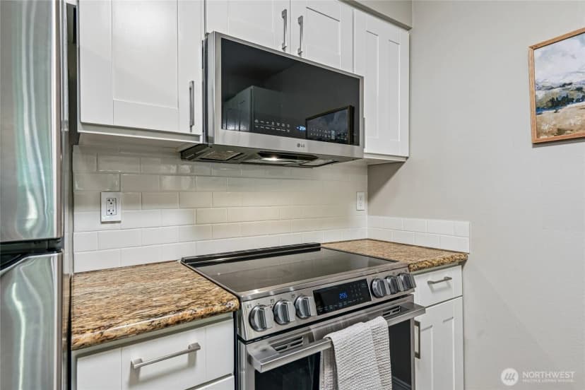 Property photo for 6960 California Avenue Sw #a109, Seattle photo 19
