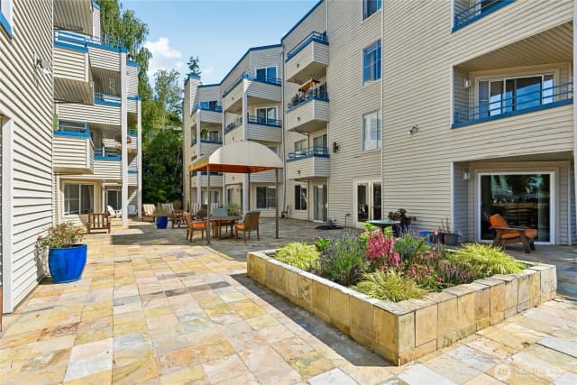 Property photo for 6960 California Avenue Sw #a109, Seattle
