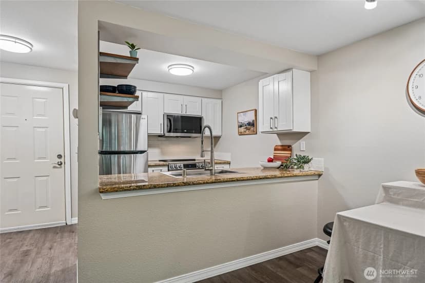 Property photo for 6960 California Avenue Sw #a109, Seattle photo 21