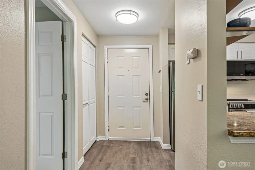 Property photo for 6960 California Avenue Sw #a109, Seattle photo 9