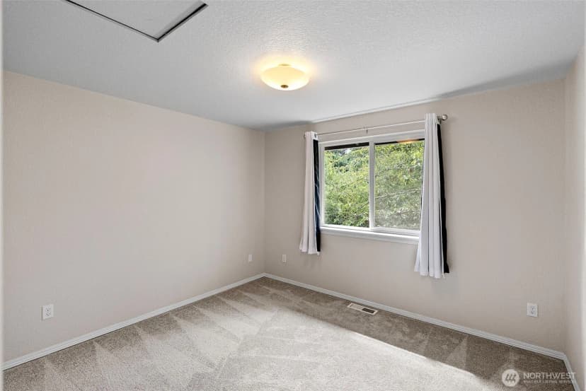 Property photo for 5047 Carole Drive Ne, Olympia photo 19