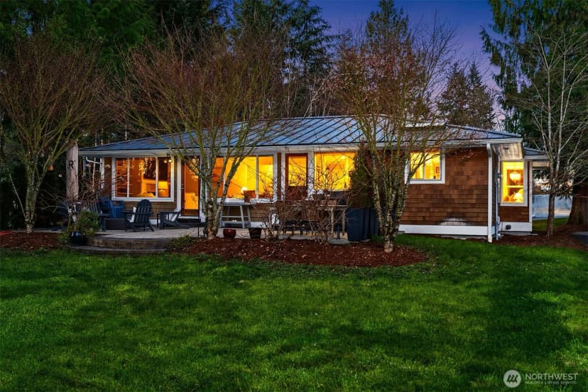 Property photo for 2831 226th Avenue Se, Sammamish photo 14