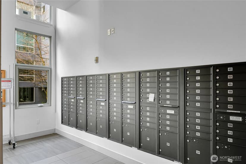 Property photo for 530 Broadway E #210, Seattle photo 15