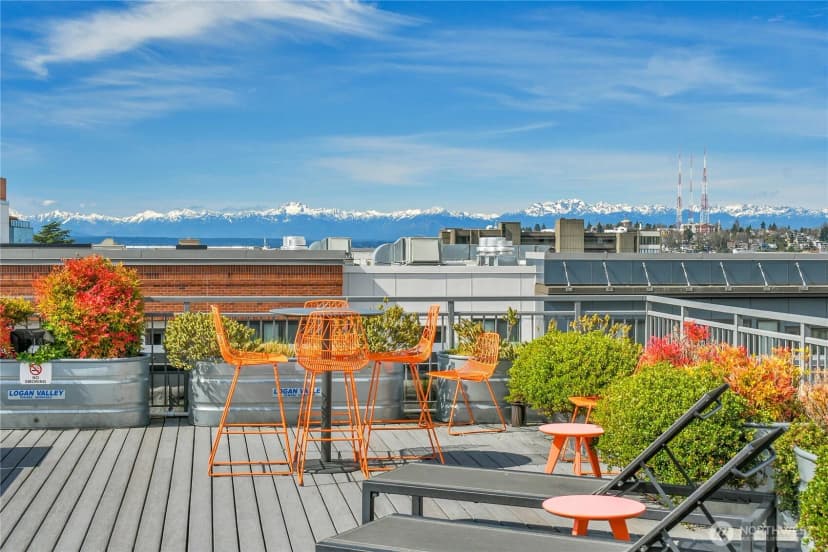 Property photo for 530 Broadway E #210, Seattle photo 17