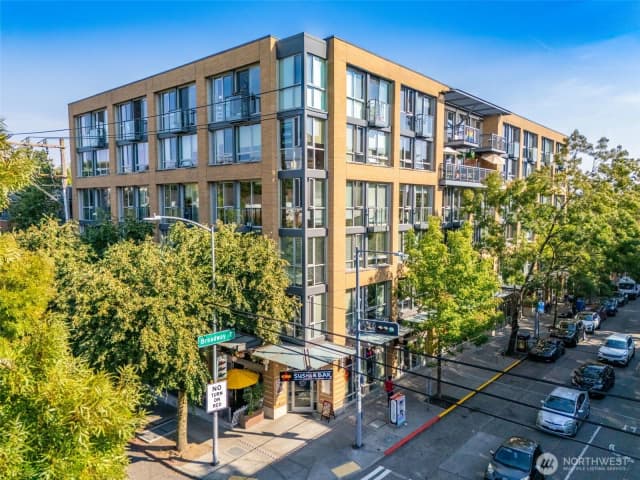 Property photo for 530 Broadway E #210, Seattle