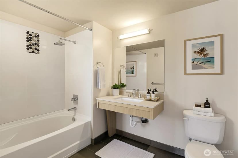 Property photo for 530 Broadway E #210, Seattle photo 12