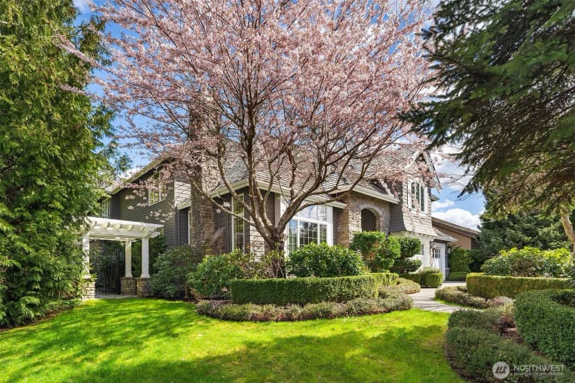 Property photo for 2330 279th Drive Se, Sammamish photo 37