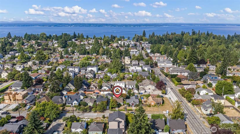 Property photo for 8337 27th Avenue Nw, Seattle photo 23