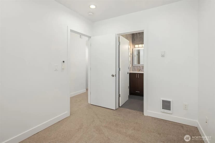 Property photo for 3323 Martin Luther King Jr Way S, Seattle photo 8