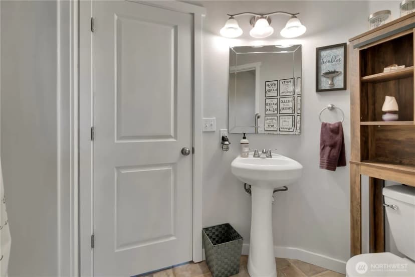 Property photo for 7413 166th Avenue E, Sumner photo 15