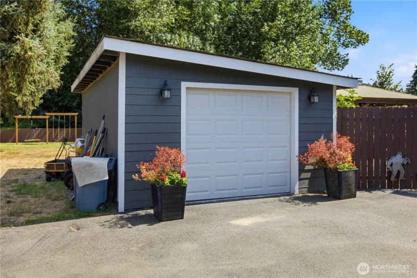 Property photo for 7413 166th Avenue E, Sumner photo 29