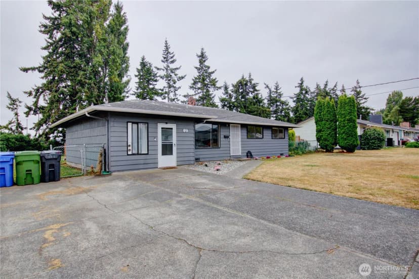 Property photo for 49 Sw 8th Avenue, Oak Harbor photo 25